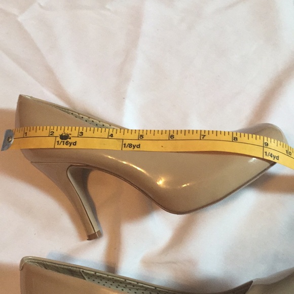 Madden Girl Nude heels Sz 6.5 - Picture 12 of 16